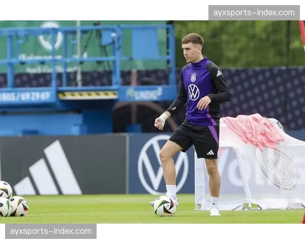 莱比锡新援格鲁达正式亮相，将身披10号球衣