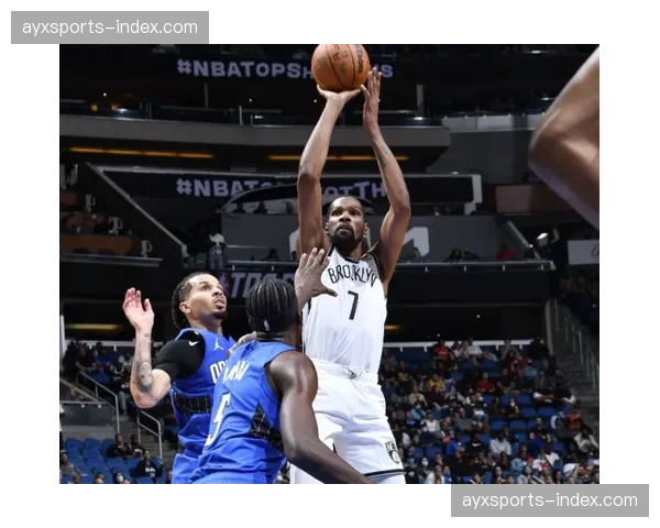 自由人主场大胜,全队三分球40投18中创队史纪录 自由人主场大胜,全队三分球40投18中创队史纪录